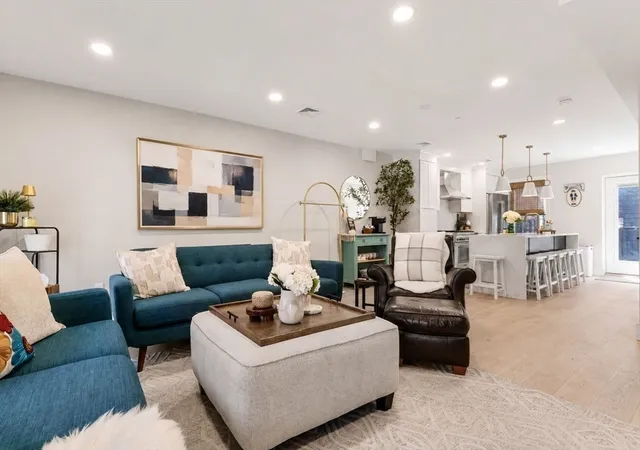 2nd image of 82 Endicott Street #3, Boston, MA 02113 | MLS# 73556192