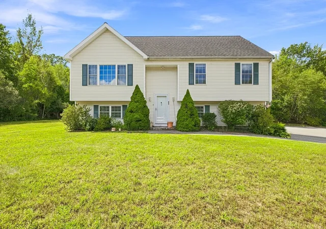 Photo 1 of Sale Pending at 21 Hamilton Way, Holbrook, MA 02343 | MLS# 73569572 | Listing updated on 2026-09-29