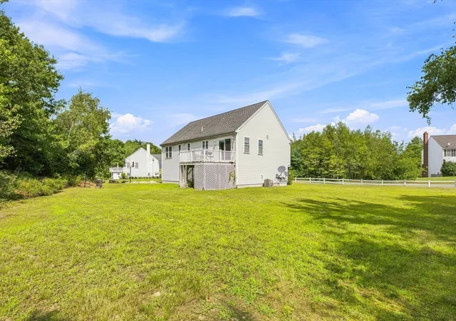 Photo 4 of Sale Pending at 21 Hamilton Way, Holbrook, MA 02343 | MLS# 73569572 | Listing updated on 2026-09-29