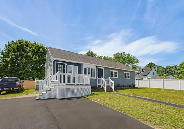 Homes for sale in Randolph, MA | 6 Almond Dr, Randolph, MA 02368 | MLS# 73532024