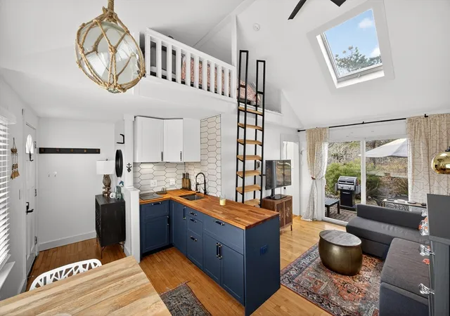 1st image of 962 Commercial Street #Unit 5, Provincetown, MA 02657 | MLS# 73508251