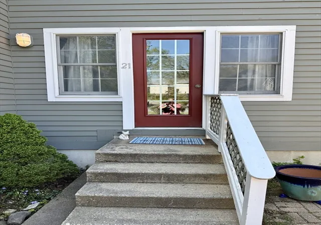 Homes for sale in Amherst, MA | 21 Amity Pl #21, Amherst, MA 01002 | MLS# 73514015
