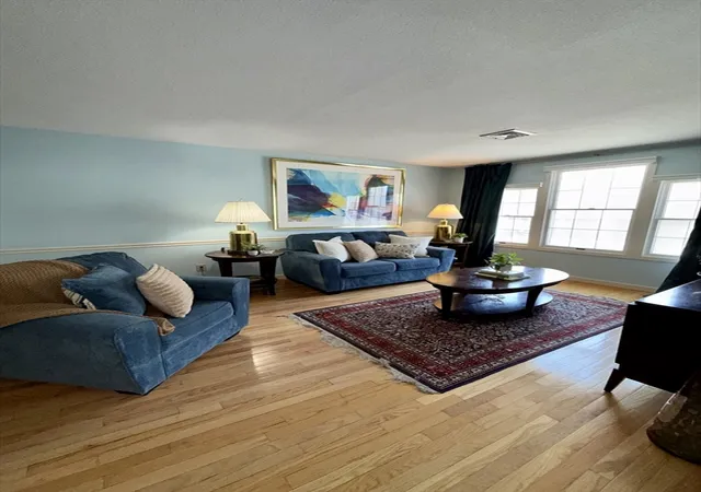 Homes for sale in Amherst, MA | 21 Amity Pl #21, Amherst, MA 01002 | MLS# 73514015