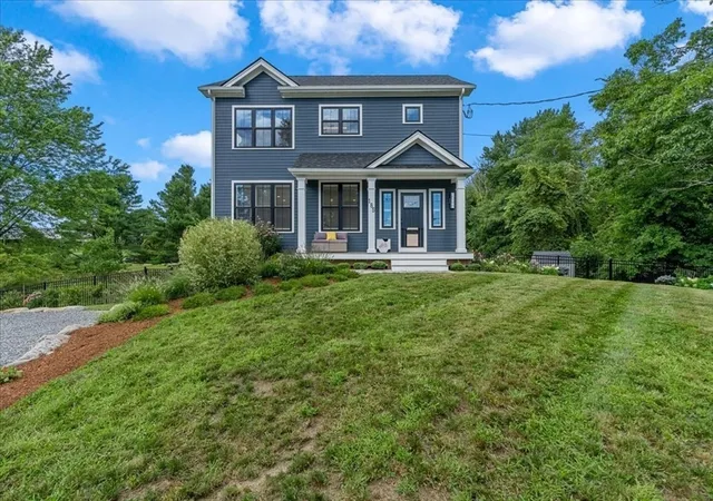 Photo 3 of Single family home for sale at 185 Locust St, Swansea, MA 02777 | MLS# 73568718 | Listing updated on 2026-08-30
