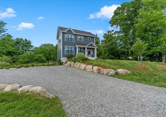 Photo 4 of Single family home for sale at 185 Locust St, Swansea, MA 02777 | MLS# 73568718 | Listing updated on 2026-08-30