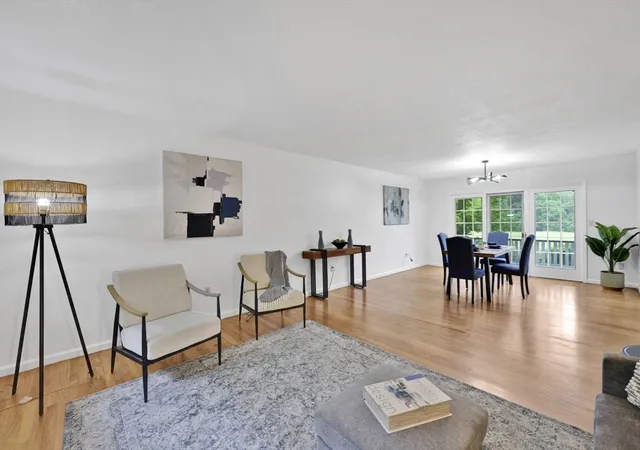 Homes for sale in Amherst, MA | 210 Strong St, Amherst, MA 01002 | MLS# 73541398