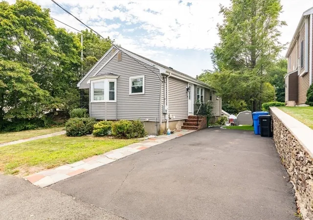 Photo 3 of Single family home for sale at 52 Burpee Road, Swampscott, MA 01907 | MLS# 73567396 | Listing updated on 2026-09-16