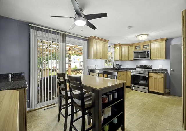 4th image of 68 Parenteau Dr, Chicopee, MA 01020 | MLS# 73562751