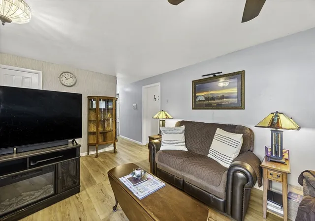 4th image of 64 Brigham Rd, South Hadley, MA 01075 | MLS# 73545314