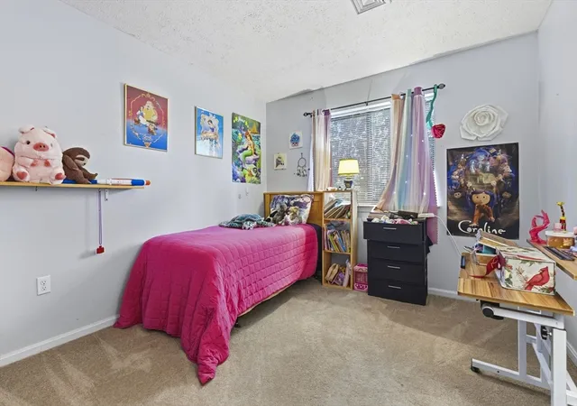 Listing Photo 4 - Condo for sale in building located at 34 Steeplechase Ct, Haverhill, MA 01832 - Unit #34