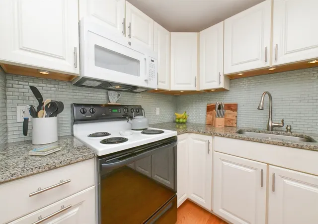 Photo 4 of Condo for sale at 3 Village Green Dr #3B, Sagamore Beach, MA 02562 | MLS# 73550242 | Listing updated on 2026-08-03
