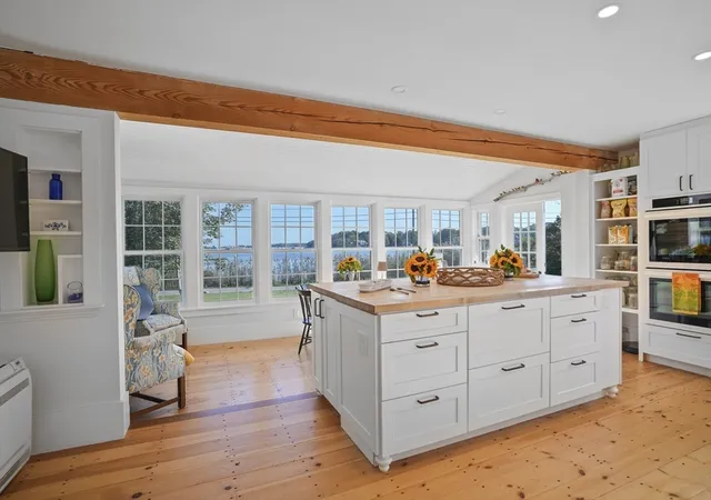 5th image of 187 Lagoon Pond Road, Tisbury, MA 02575 | MLS# 73441105