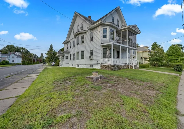 2nd image of 189 Walnut St, Leominster, MA 01453 | MLS# 73565255