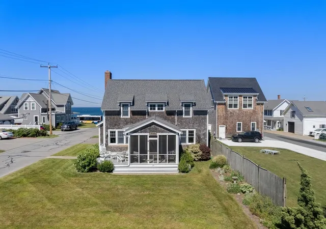 Homes for sale in Marshfield, MA | 64 Ashburton Ave, Marshfield, MA 02050 | MLS# 73538332
