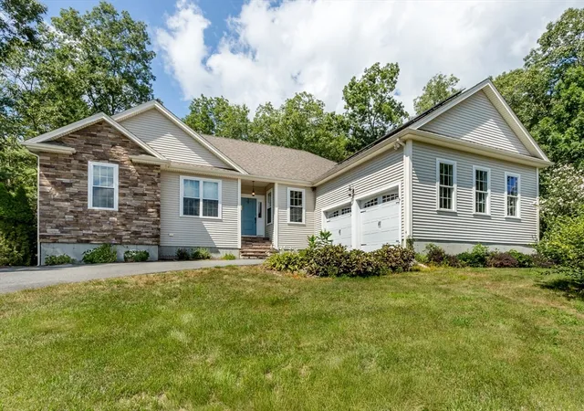 1st image of 512 Fresh Meadow Ln, North Dighton, MA 02764 | MLS# 73566446