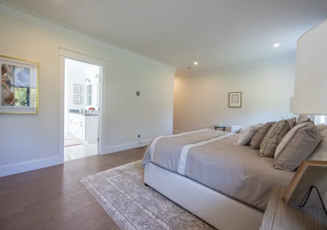 3rd image of 36 Crestwood Circle #36, Rochester, MA 02770 | MLS# 73507380