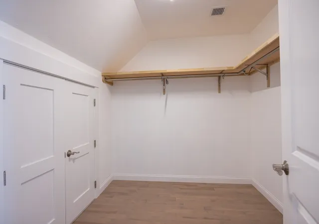 5th image of 36 Crestwood Circle #36, Rochester, MA 02770 | MLS# 73507380
