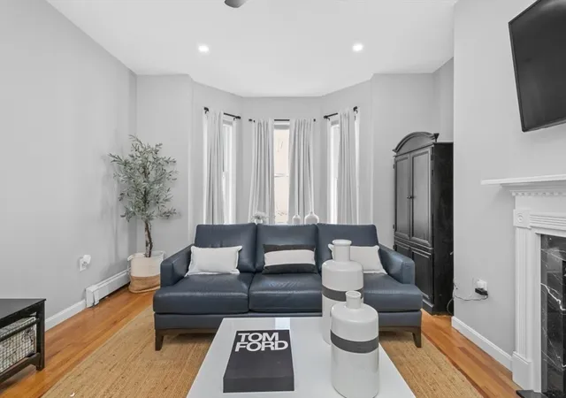 Photo 3 of Condo for sale at 595 East 4th St #1, Boston, MA 02127 | MLS# 73564002 | Listing updated on 2026-09-17