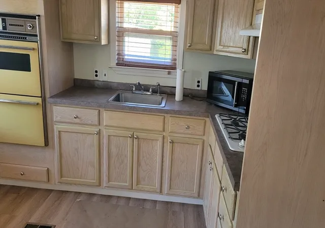 3rd image of 252 Newbury #58, Peabody, MA 01960 | MLS# 73529963