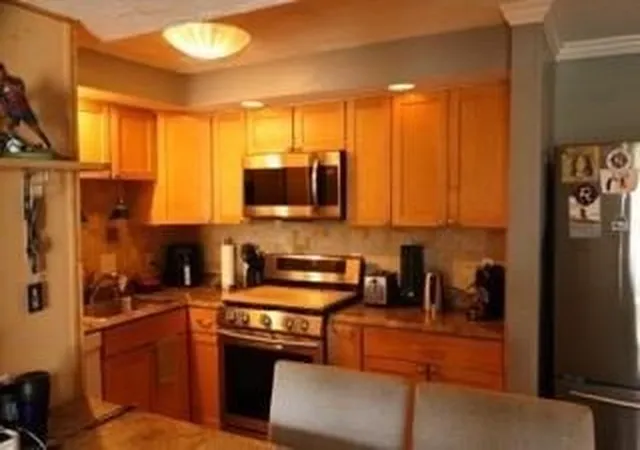 Photo 3 of Sale Pending at 685 Oak Street #7-5, Brockton, MA 02301 | MLS# 73569351 | Listing updated on 2026-09-03
