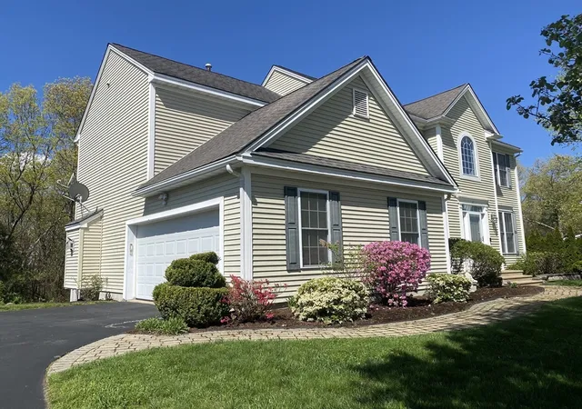 Homes for sale in South Grafton, MA | 21 Seaver Farm Ln, South Grafton, MA 01560 | MLS# 73530269