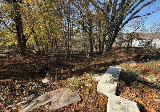 15th image of 1139 Hyde Park Ave, Hyde Park, MA 02136 | MLS# 73451017