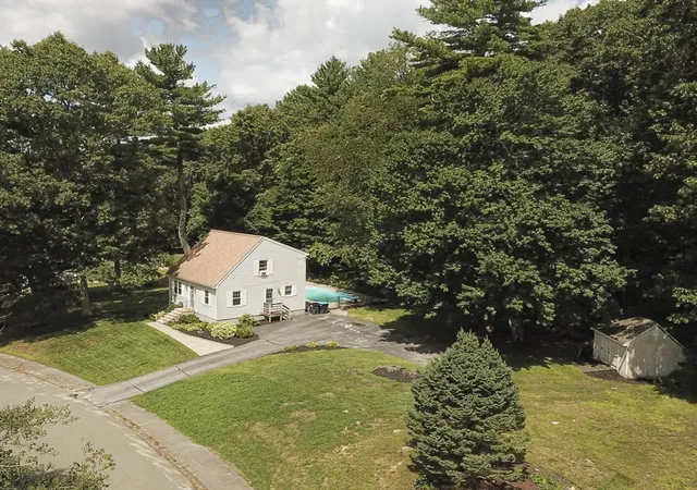 Photo 3 of Sale Pending at 14 Wasilla Dr, Rochdale, MA 01542 | MLS# 73559796 | Listing updated on 2026-08-26