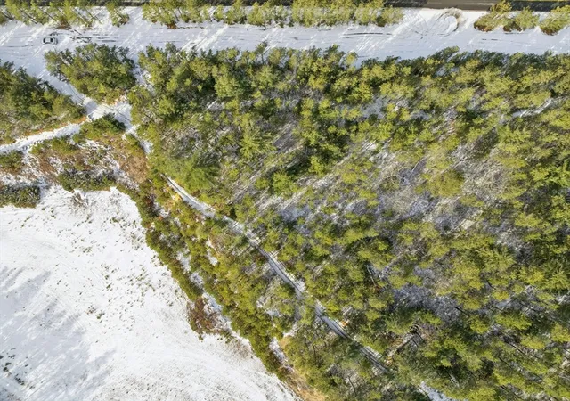 5th image of 0 Charge Pond Road, Wareham, MA 02571 | MLS# 73467572