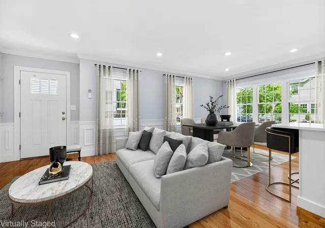 2nd image of 10 Edith St #10, Arlington, MA 02474 | MLS# 73518236