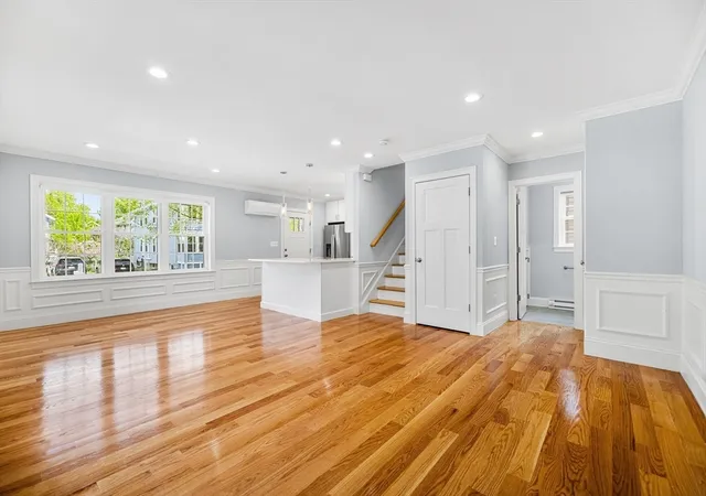 5th image of 10 Edith St #10, Arlington, MA 02474 | MLS# 73518236