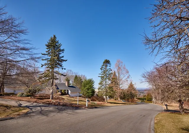 Homes for sale in Wilbraham, MA | 7 Highridge Road, Wilbraham, MA 01095 | MLS# 73493845