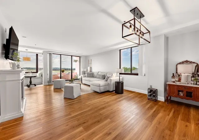 3rd image of 350 Revere Beach Blvd #7S, Revere, MA 02151 | MLS# 73527796