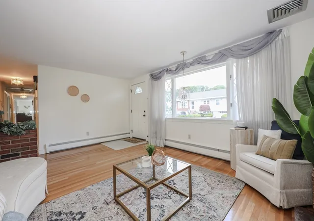 3rd image of 18 Fleming, Malden, MA 02148 | MLS# 73538084