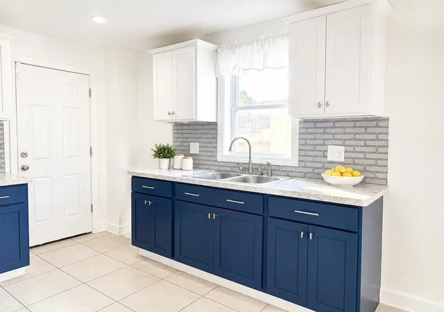 4th image of 46 Mapledell, Springfield, MA 01109 | MLS# 73552641