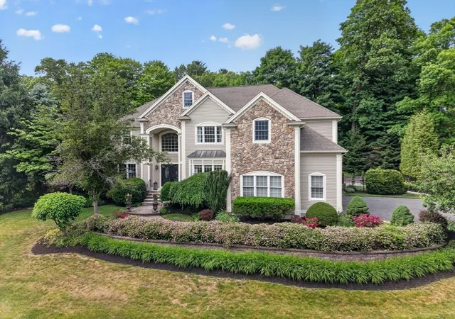 29th image of 4 Shipley Ct, Middleton, MA 01949 | MLS# 73537542