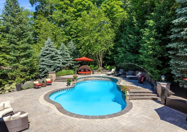 4th image of 4 Shipley Ct, Middleton, MA 01949 | MLS# 73537542