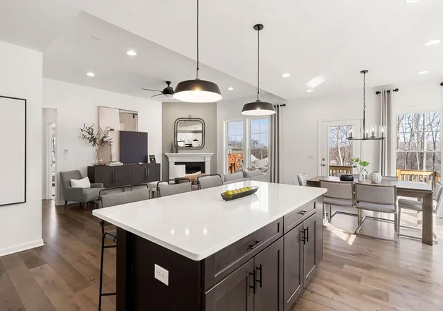 5th image of 13 Lloyd Circle #38, Norton, MA 02766 | MLS# 73530996