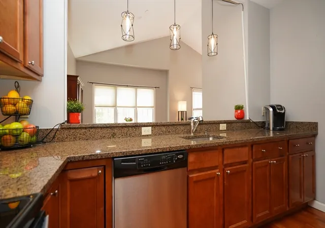 5th image of 631 East Street #G202, Mansfield, MA 02048 | MLS# 73527558