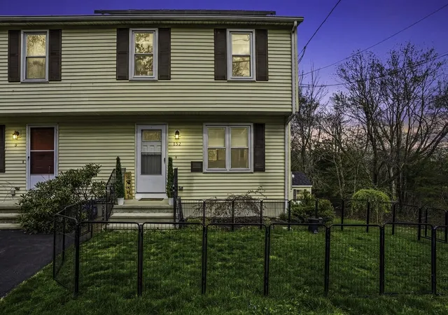 Homes for sale in Uxbridge, MA | 152 S Main Street, Uxbridge, MA 01569 | MLS# 73506783