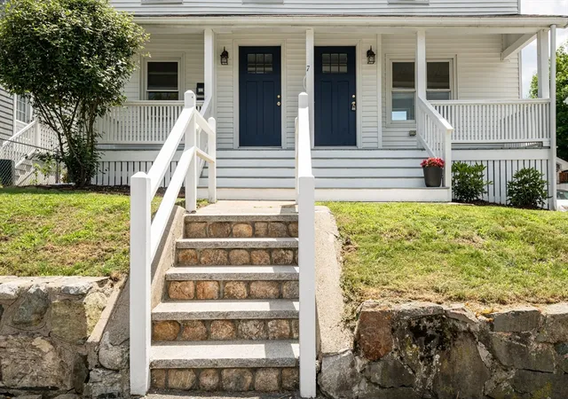 3rd image of 7 Park St, Melrose, MA 02176 | MLS# 73536996