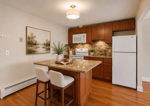 3rd image of 31 Pond St #22, Waltham, MA 02451 | MLS# 73556057