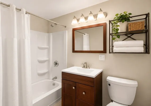4th image of 31 Pond St #22, Waltham, MA 02451 | MLS# 73556057