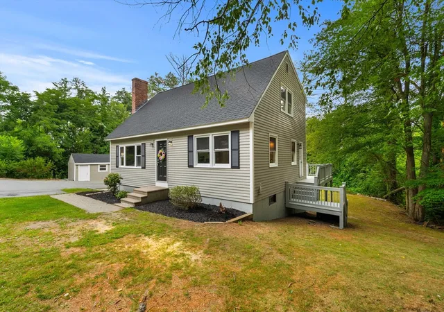 3rd image of 58 Carlisle Rd, Westford, MA 01886 | MLS# 73556583