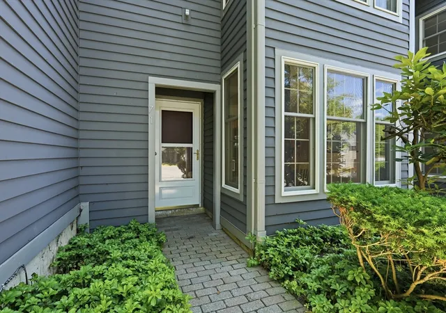 Homes for sale in Amherst, MA | 71 Amity Pl #71, Amherst, MA 01002 | MLS# 73537379