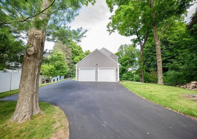 5th image of 4 Wilder St, Leominster, MA 01453 | MLS# 73568073