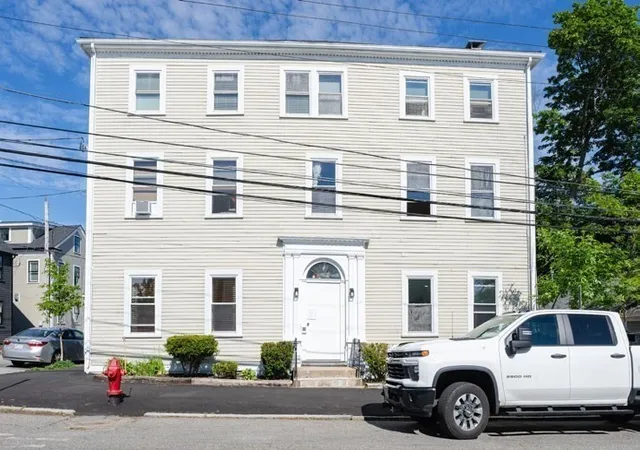 4th image of 36 Market St, Newburyport, MA 01950 | MLS# 73536750