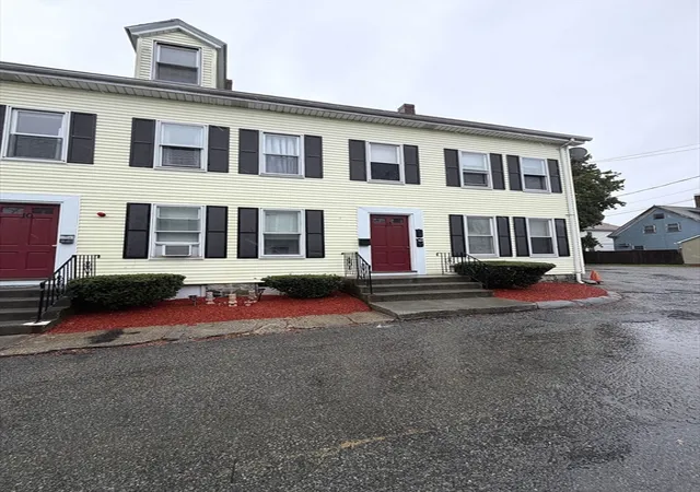 3rd image of 8-12 Exchange Ct, Waltham, MA 02451 | MLS# 73567818
