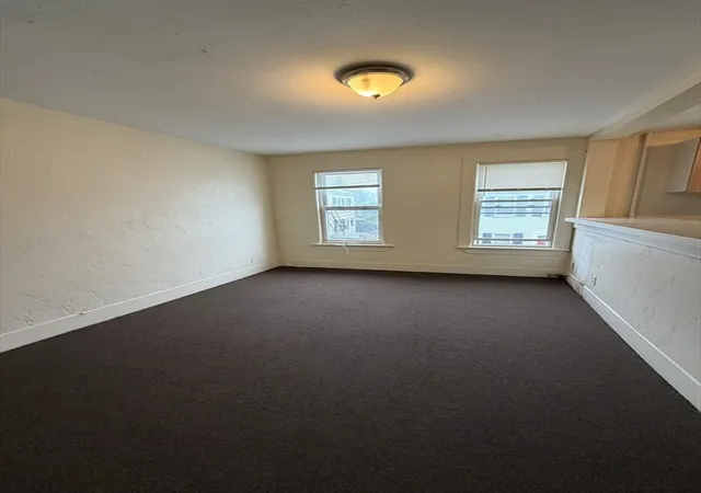 5th image of 8-12 Exchange Ct, Waltham, MA 02451 | MLS# 73567818