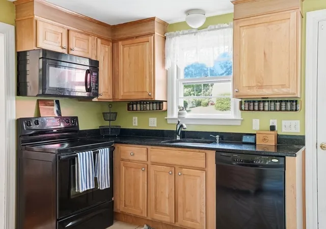 3rd image of 43 Jackson Road, Scituate, MA 02066 | MLS# 73534591
