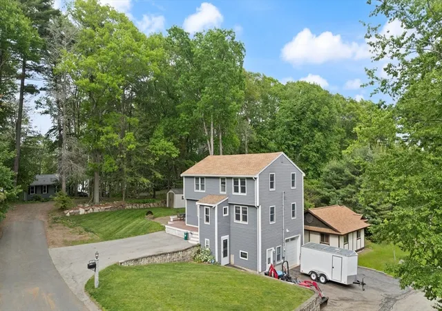 2nd image of 175 Lake Shore Ave, South Hamilton, MA 01982 | MLS# 73551713